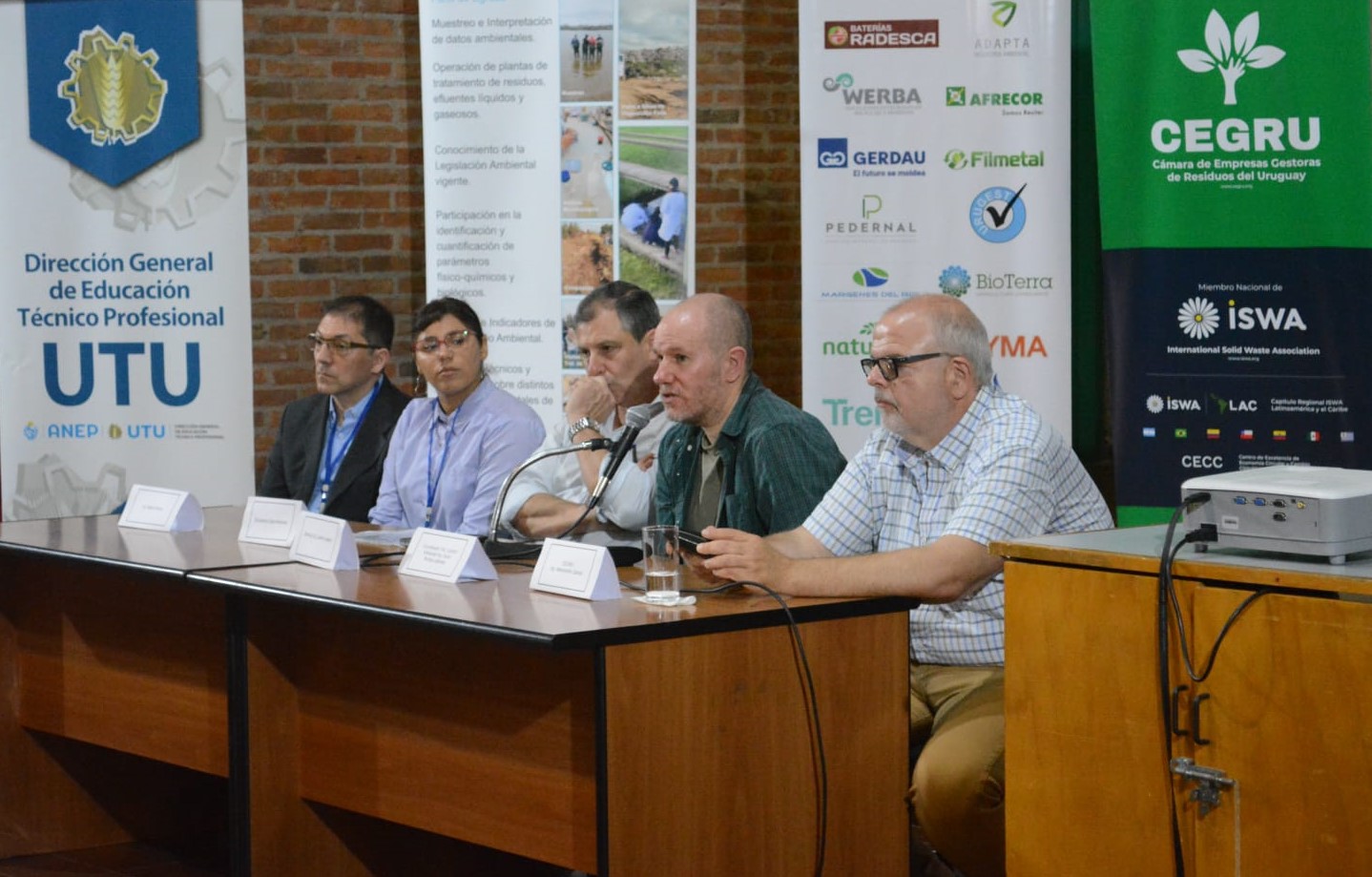 La Educación Terciaria de UTU se reúne y trabaja en la protección del ambiente