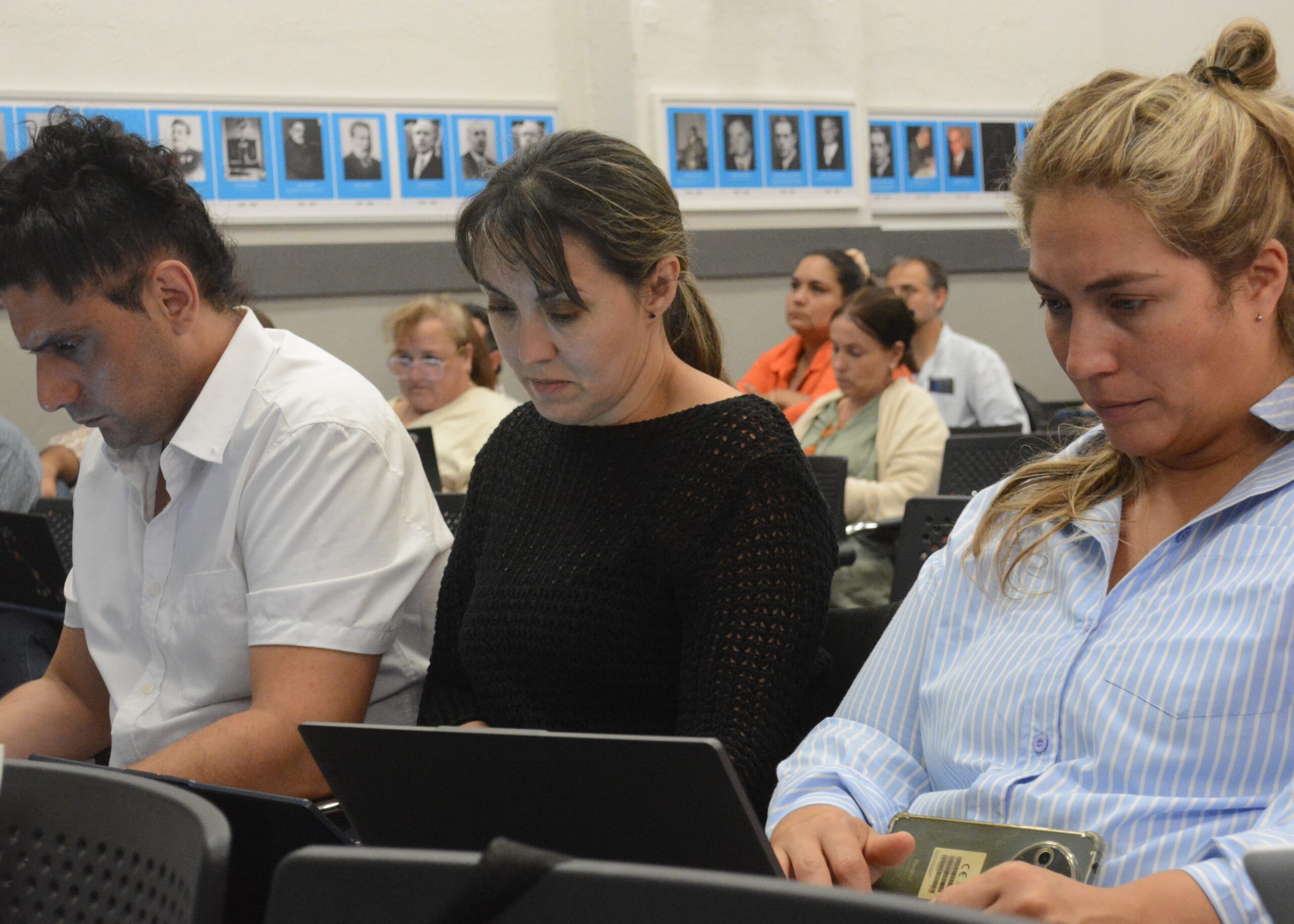 Se convoca a los docentes de carreras terciarias a participar del «Curso de Introducción a Moodle» que se realizará a partir del LUNES 6 de ABRIL