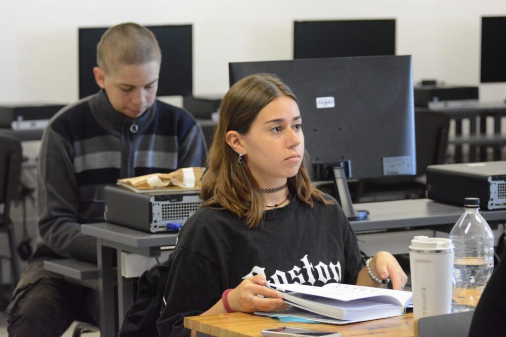 Becas Laborales para estudiantes y egresados de Educación Terciaria de UTU: inscripciones abiertas a nivel nacional